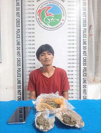 Pelaku Parsaoran Sianturi alias Kacak dan barang bukti