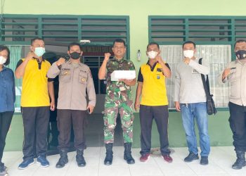 Polsek Siantar Utara Berikan Surprise HUT TNI Ke 77 di Koramil 01/SU