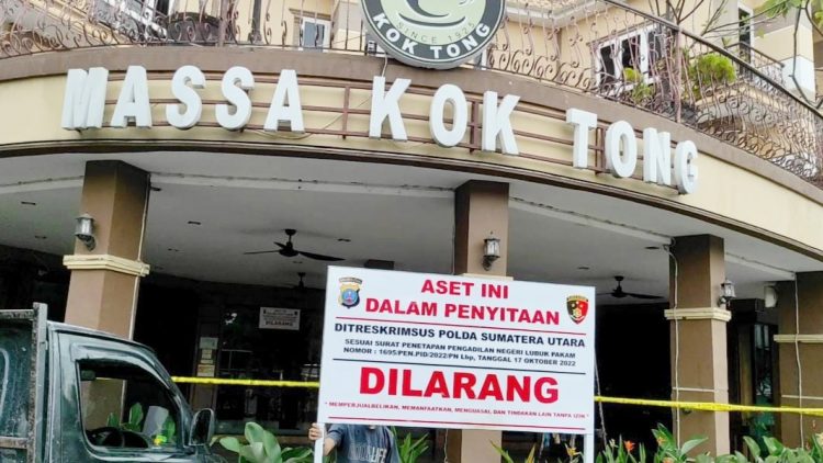 Ruko Cafe Massa Kok Tong Cemara. (Foto Ist)