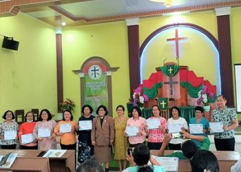 Puluhan Guru Sekolah Minggu Distrik V Ikuti Pembinaan