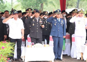 Kapolres Simalungun Dampingi Dansat Brimob Polda Sumut Ikuti Upacara HKP Di Tugu Sudjono