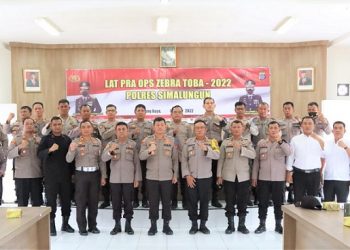Kapolres Simalungun AKBP Ronald F.C Sipayung saat memimpin kegiatan Lat Pra Ops Zebra 2022