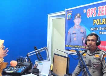 Sat Lantas Polres Simalungun Sosialiasi Operasi Zebra Toba 2022 Melalui Stasiun Radio