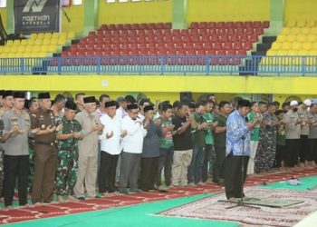Forkopimda Sumut  menggelar salat gaib dan doa bersama bagi korban tragedi Kanjuruhan. (Foto Ist)
