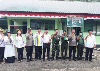 Kapolsek Datuk Bandar dan Sei Tualang Raso Berikan Suprise HUT TNI Ke 77 Ke Mako Koramil 17/DB