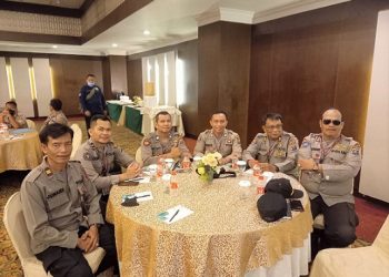Ps. Kasubsi Penmas Si Humas Polres Simalungun Aiptu Surya Darma mengikuti diskusi keterbukaan informasi publik yang digelar Bid Humas Polda Sumatera Utara