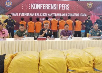 Ball pakaian bekas yang diamankan Direktorat Jenderal Bea dan Cukai (DJBC) Kanwil Sumut. (Foto Ist).
