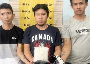Tiga Pelaku Yang Membawa Satu Kilo Sabu Yang Diamankan Polres Sergai. (Foto Ist)