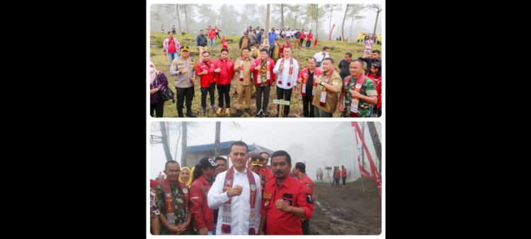 Wagub Sumut Musa Rajekshah bersama
Staf Khusus Kementerian LHK Irjen Pol Jhony Siahaan, Bupati Samosir  Vandiko Gultom, Ketum PBB Lambok F Sihombing, Ketua DPD PBB Sumut  Ronal Gomar Purba, Ketua DPC PBB Samosir Roland MR Sitanggang saat menanam 10 ribu pohon di Objek Wisata Togaraja. (Foto Ist).