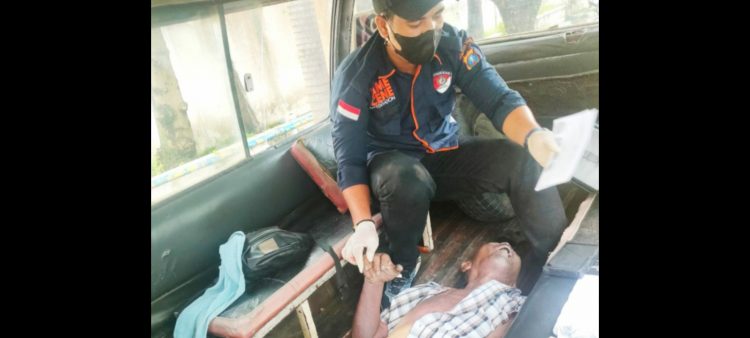 Supir angkot KPUM 04, Layahman Turnip
yang ditemukan tewas. (Foto Ist)
