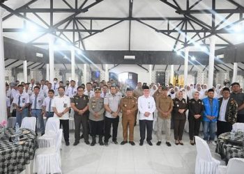 Wali Kota Tanjungbalai H Waris Tholib membuka secara resmi acara Dialog Kepemudaan yang bertajuk memperkokoh peran pemuda dalam menangkal radikalisme