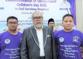 Ketua Umum Komnas Perlindungan Anak, Arist Merdeka Sirait
