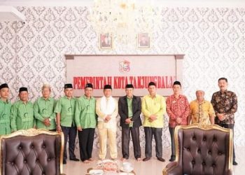 Wali Kota Tanjungbalai H Waris Tholib menerima audiensi pengurus daerah Al Washliyah