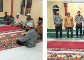 Kapolsek Sei Tualang Raso IPTU Asrol E. Rambe SH, MH menerima curhatan warga yang sedang melaksanakan sholat subuh berjamaah di Musholla Nurul Iman