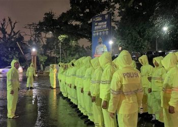 Personil Samapta Polrestabes Medan dan BKO Polda Sumut saat apel. (Foto Ist)