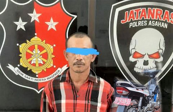 Andi Ahyar (42) seorang ASN yang ketahuan mencuri kambing bersama barang bukti sepeda motor dinas. (Foto Ist)