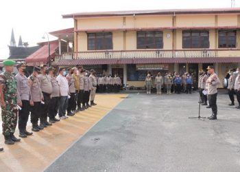 Kapolres Siantar AKBP Fernando SH, SIK pimpin Apel Kesiapan dan Pengamanan tahap Ke II Okupasi Tanah garapan PTPN III Bangun