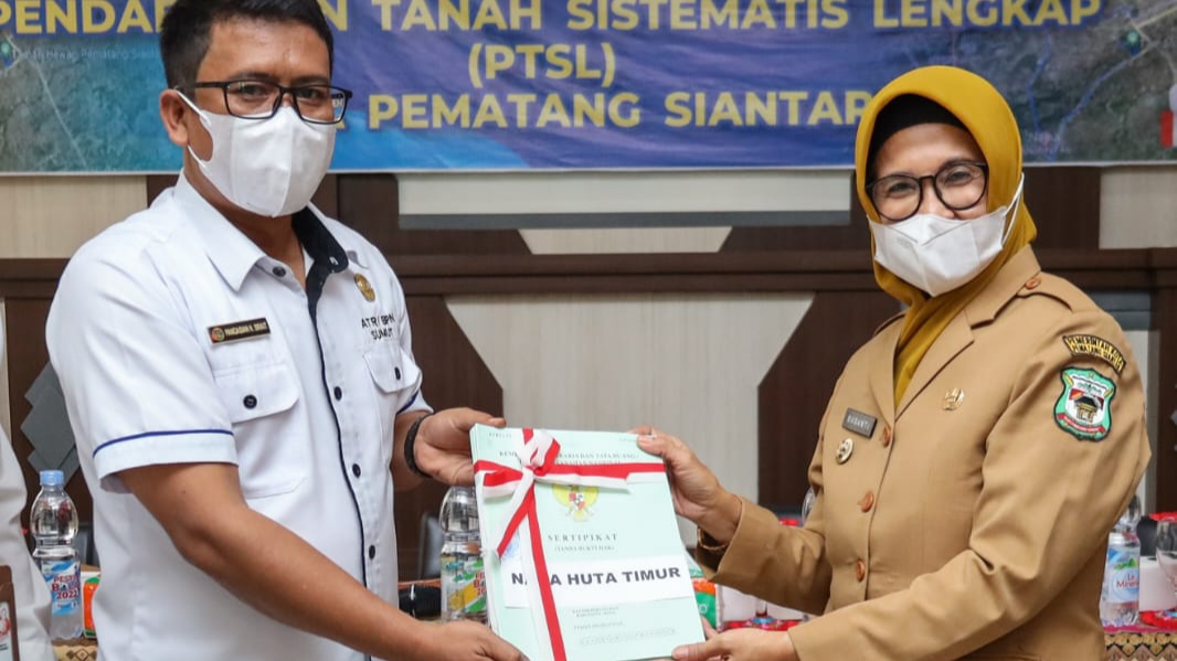 Dr Susanti Terima 275 Sertifikat Tanah Jalan Kota Siantar Dari BPN ...