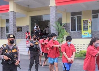 15 Orang Anak Buah Apin BK Bos Judi Online. (Foto Ist)