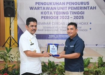 PJ. Wali Kota Kukuhkan Pengurus Wartawan Unit Pemko Tebing Tinggi 2022-2025