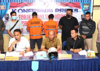 Kasat Reskrim AKP Banuara Manurung SH saat pimpinan konfrensi Pers