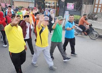 Wali Kota Tanjungbalai H Waris Tholib ikuti pelaksanaan Jalan Sehat Kerukunan Umat Beragama dalam rangka Hari Amal Bhakti (HAB) Kementerian Agama (Kemenag) ke-77