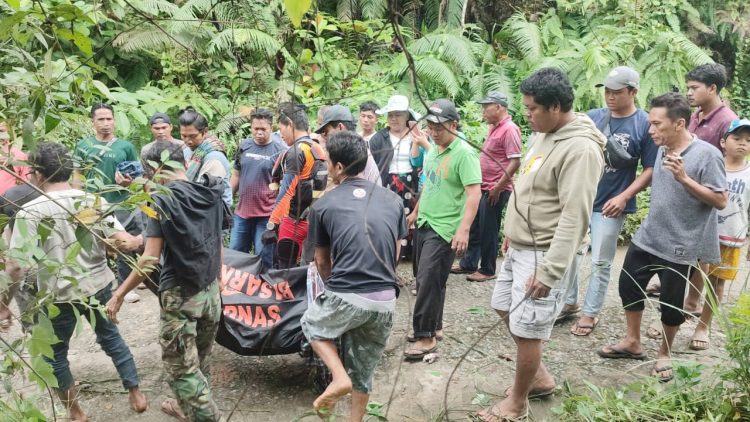Tim SAR Gabungan Temukan Jasad Pencari Ikan Hanyut Di Sungai Bah Karei