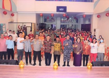 Walikota Tanjung Balai H. Waris Tholib, SAg, MM bersama Kapolres Tanjung Balai AKBP Ahmad Yusuf Afandi, SIK, MM dan Danlanal TBA Letkol Laut (P) Aan Prana Tuah Sebayang SE, DMC mengunjungi beberapa Vihara dan Klenteng