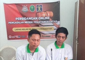 kedua terdakwa, Bima Sakti Purba dan Dimas Arisandi alias Dimplok