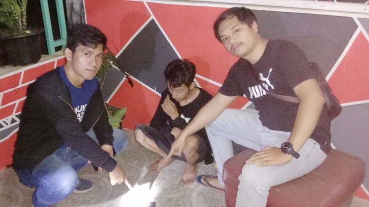 Pelaku JA saat ditangkap Tim Opsnal Sat Resnarkoba Polres Simalungun