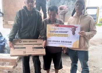 Oki Ohara Sibarani, SH Berikan Bantuan Keramik Untuk Pembangunan Gereja GKPA Simangumban