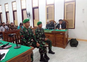 Dua oknum anggota TNI yakni Sertu Yalpin Tarzun dan Pratu Rian Hermawan dihadirkan dalam persidangan di PN Medan terkait perkara narkotika jenis sabu sebanyak 75 kg dan 40.000 butir ekstasi. (Foto Ist)