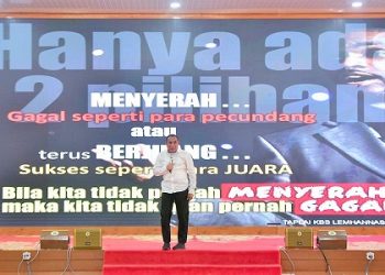 Gubsu Edy Rahmayadi, saat bersilaturahmi dengan para atlet, pelatih, Pelatda Cabor Tinju, Judo dan Wushu di Aula Tengku Rizal Nurdin, Jalan Sudirman Medan. (Foto Ist)