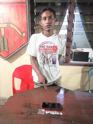 Pelaku CK alias Jambrong dan barang bukti