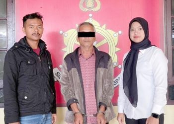 OG pelaku pemerkosa "pahompu" sampai hamil ditahan Polres Dairi. (Foto Ist)
