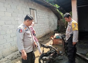 Satu unit sepedamotor Yamaha Mio J yang ikut terbakar 