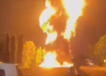 Truk tangki BK 8984 EU pengangkut BBM Pertamina terbakar