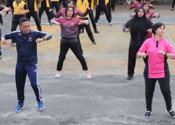 Kapolres Siantar AKBP Yogen Heroes Baruno S.H, S.I.K ikut Olahraga Bersama Sambut HUT Polwan ke 75