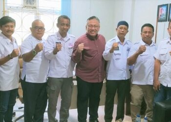 Pengurus SMSI Sergai photo bersama Kepala Cabang (Kacab) Bank Sumut Sei Rampah Nujuar SE, MM 