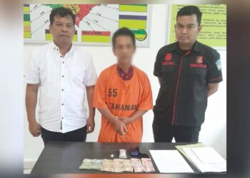Pelaku MN dan barang bukti saat diamankan di Mako Polsek Perdagangan