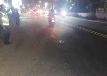Unit Gakkum Sat Lantas Polres Siantar Olah TKP Tabrakan Depan RS Horas Insani