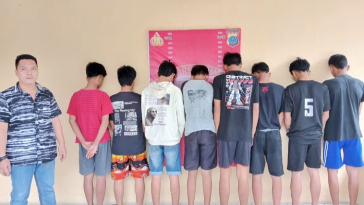 Polres Sergai mengamankan 8 terduga anggota geng motor. (Foto Ist)