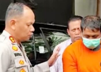 Pelaku pencurian besi yang beraksi di Jalan Kaban Desa Rumah Kabanjahe. (Foto Ist)