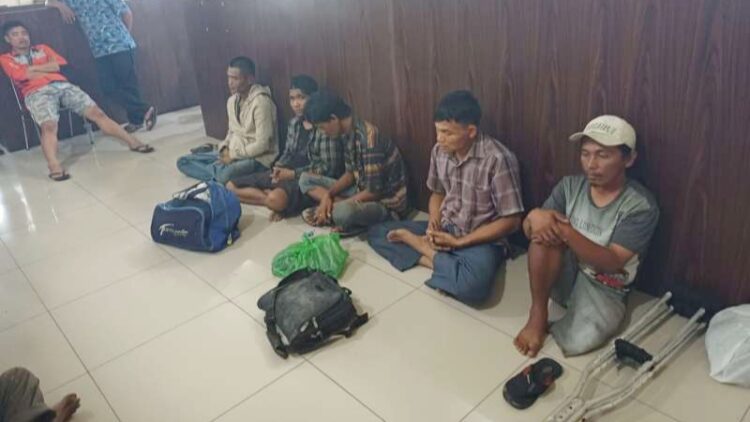 Pelaku pungli yang diciduk. (Foto Ist)