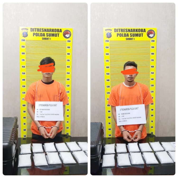Dua pelaku penyelundup shabu dimana salah satunya seorang pelajar. (Foto Ist)