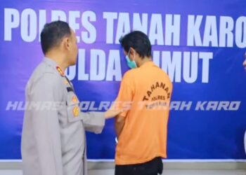 Pelaku penganiyaan anak usia 4 tahun di Tigapanah, Karo. (Foto Ist)