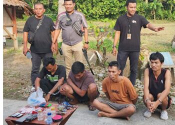 Empat pelaku narkoba yang penggerebekan. (Foto Ist)