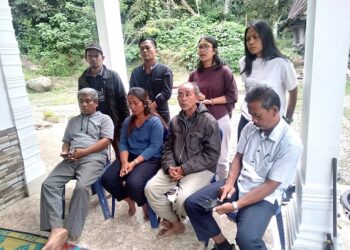 Kelompok Study Pengembangan Masyarakat (KSPPM) bersama warga