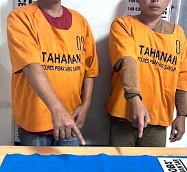 Kedua tersangka, Rinto Manurun dan Charles Manurung beserta barang bukti shabu yang baru dibeli dari bandar narkoba Bedul sudah ditahan pihak Sat Resnarkoba Polres Siantar