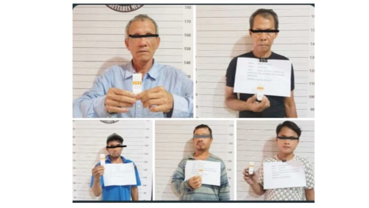 Terduga pengedar dan pengguna sabu di kawasan Sei Mencirim Pondok Gg Tower, Deli Serdang yang ditangkap polisi. (Foto Ist)